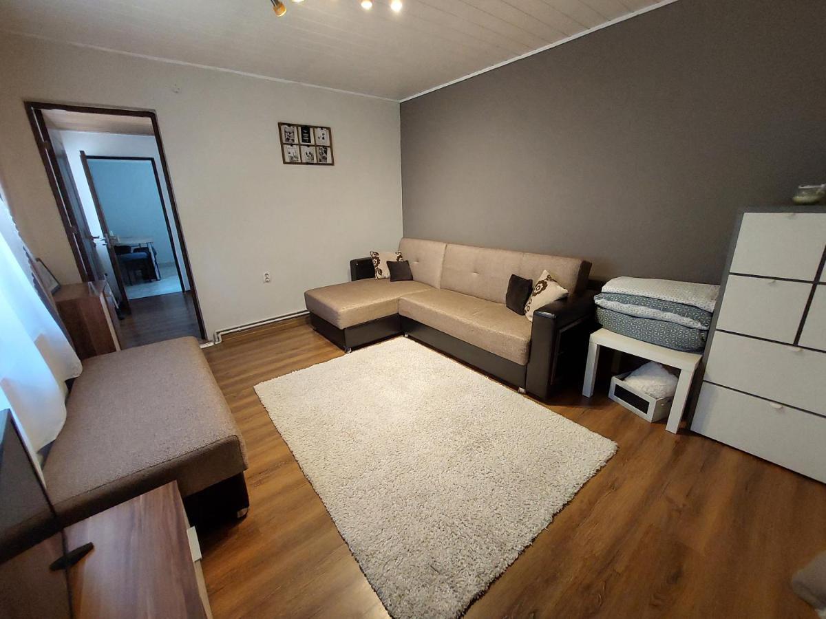 דירות Cozy, Quiet & Family Friendly In אראד מראה חיצוני תמונה
